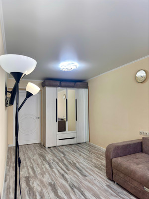 Продам двухкомнатную (2-комн.) квартиру, Назара Наджми б-р, 17, Уфа г