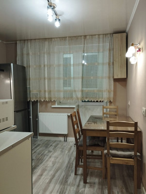 Продам двухкомнатную (2-комн.) квартиру, Назара Наджми б-р, 17, Уфа г