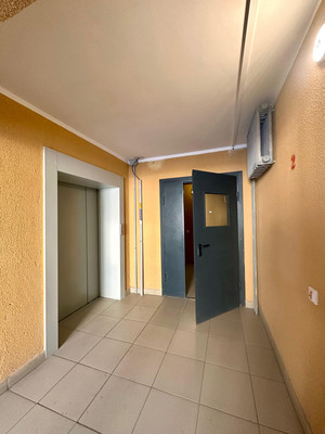 Продам двухкомнатную (2-комн.) квартиру, Назара Наджми б-р, 17, Уфа г