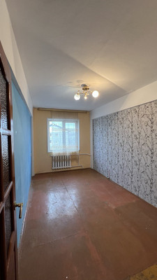 Продам трехкомнатную (3-комн.) квартиру, Волгоградская ул, 93, Иркутск г