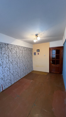 Продам трехкомнатную (3-комн.) квартиру, Волгоградская ул, 93, Иркутск г