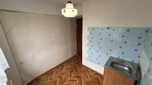 Продам трехкомнатную (3-комн.) квартиру, Волгоградская ул, 93, Иркутск г