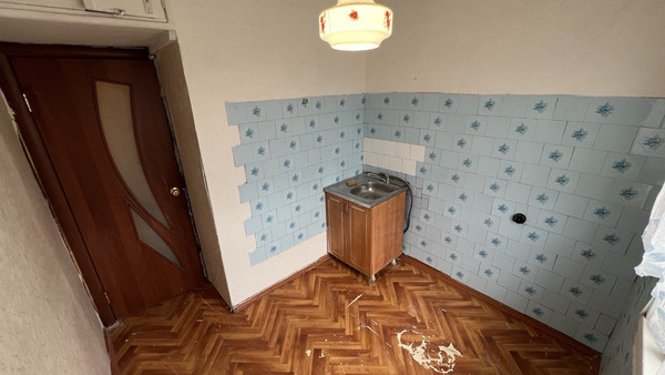 Продам трехкомнатную (3-комн.) квартиру, Волгоградская ул, 93, Иркутск г