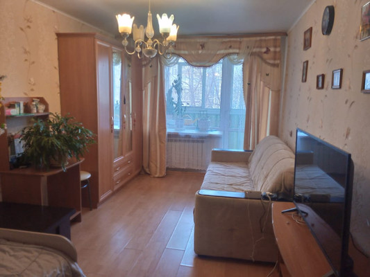 Продам однокомнатную (1-комн.) квартиру, Юлиуса Фучика ул, 99, Казань г