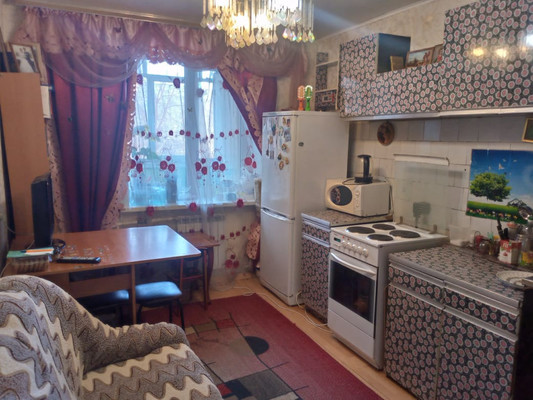 Продам однокомнатную (1-комн.) квартиру, Юлиуса Фучика ул, 99, Казань г