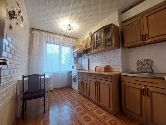 Продам двухкомнатную (2-комн.) квартиру, Фабричная ул, 20, Раменское г