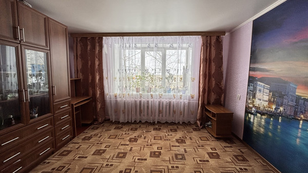 Продам двухкомнатную (2-комн.) квартиру, Тельмана ул, 90, Брянск г