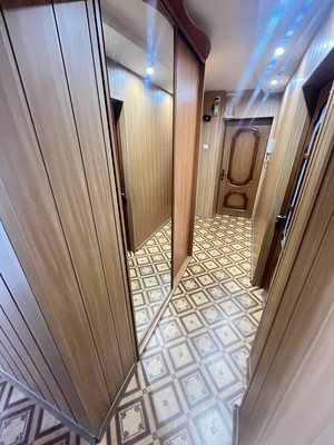 Продам двухкомнатную (2-комн.) квартиру, Судостроительная ул, 120, Калининград г
