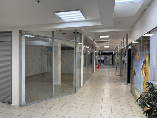 Продам торговое помещение 53,2 м2, Ленина ул, 88, Пермь г