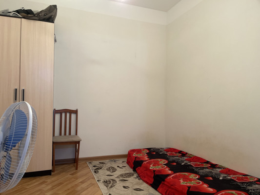 Продам двухкомнатную (2-комн.) квартиру, Абдуллы Гаджиева ул, 14кА, Махачкала г