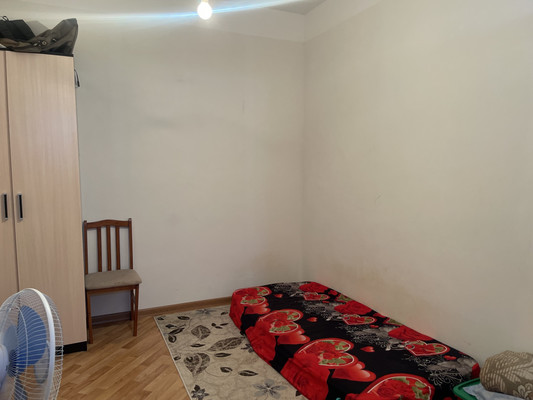 Продам двухкомнатную (2-комн.) квартиру, Абдуллы Гаджиева ул, 14кА, Махачкала г