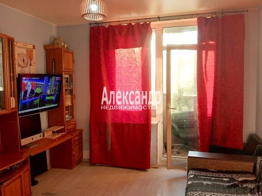 Продам однокомнатную (1-комн.) квартиру, Строителей пр-кт, 16, Кудрово г