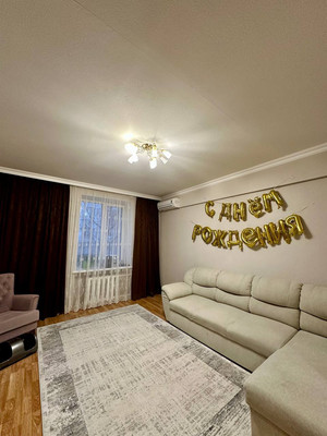 Продам двухкомнатную (2-комн.) квартиру, Ленина пр-кт, 5, Октябрьский г