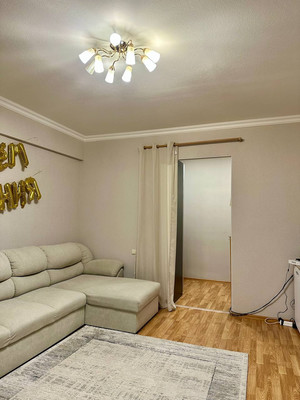 Продам двухкомнатную (2-комн.) квартиру, Ленина пр-кт, 5, Октябрьский г