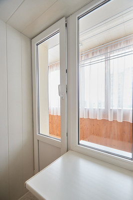 Продам трехкомнатную (3-комн.) квартиру, Кольский пр-кт, 97к3, Мурманск г