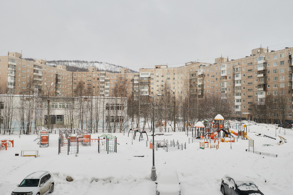 Продам трехкомнатную (3-комн.) квартиру, Кольский пр-кт, 97к3, Мурманск г