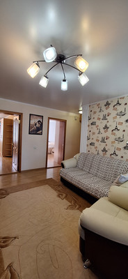 Продам трехкомнатную (3-комн.) квартиру, Ленина ул, 69, Волгодонск г
