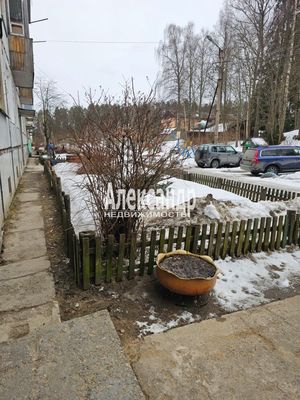 Продам двухкомнатную (2-комн.) квартиру, Трубачева ул, 7А, Лахденпохья г
