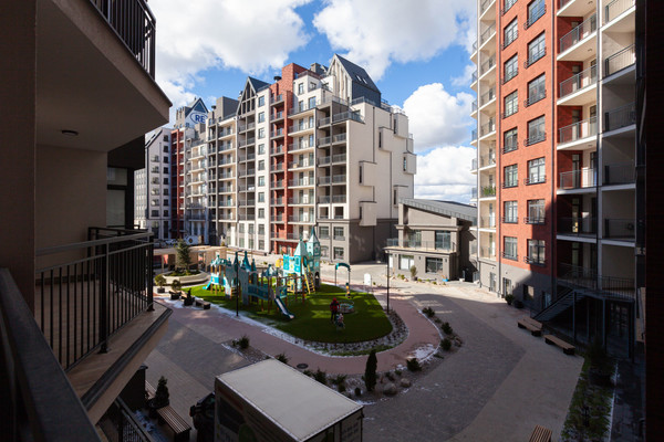 Продам двухкомнатную (2-комн.) квартиру, Молодой гвардии ул, 34, Калининград г