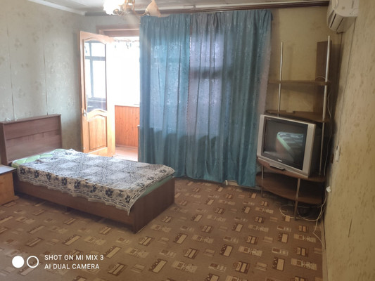Продам трехкомнатную (3-комн.) квартиру, М.Горького ул, 133, Волгодонск г