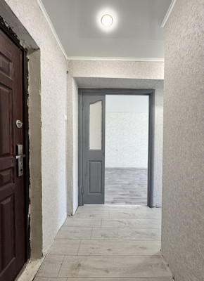 Продам однокомнатную (1-комн.) квартиру, Есенина ул, 12, Брянск г