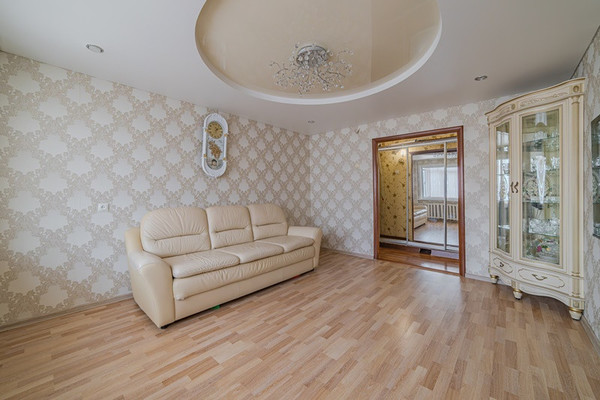 Продам трехкомнатную (3-комн.) квартиру, Кижеватова ул, 30, Пенза г