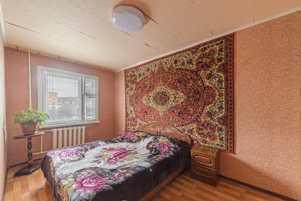 Продам трехкомнатную (3-комн.) квартиру, Кижеватова ул, 30, Пенза г