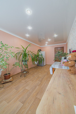 Продам трехкомнатную (3-комн.) квартиру, Кижеватова ул, 30, Пенза г