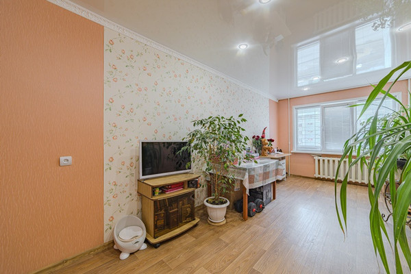 Продам трехкомнатную (3-комн.) квартиру, Кижеватова ул, 30, Пенза г