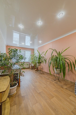 Продам трехкомнатную (3-комн.) квартиру, Кижеватова ул, 30, Пенза г