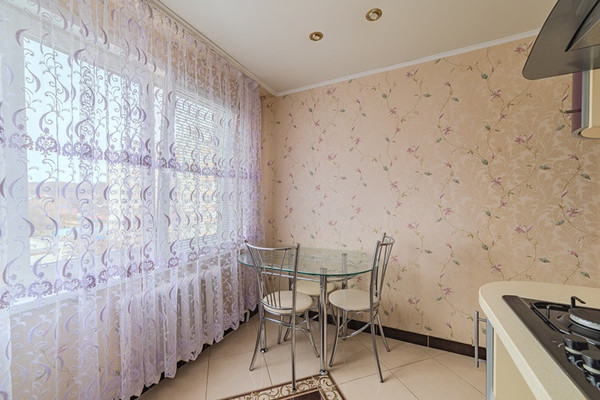Продам трехкомнатную (3-комн.) квартиру, Кижеватова ул, 30, Пенза г