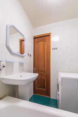 Продам трехкомнатную (3-комн.) квартиру, Кижеватова ул, 30, Пенза г