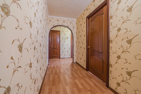 Продам трехкомнатную (3-комн.) квартиру, Кижеватова ул, 30, Пенза г