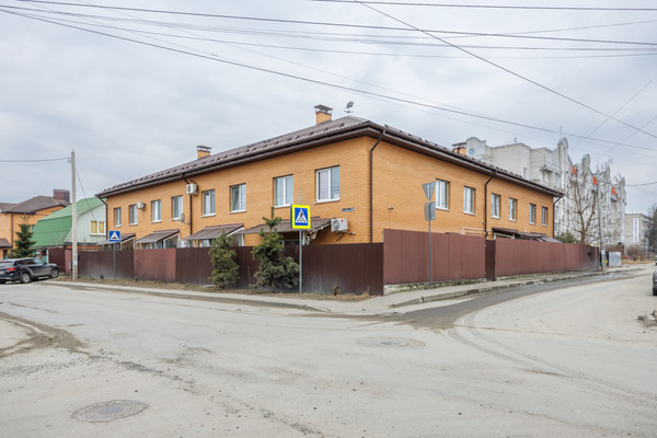 Продам таунхаус, Малыгина ул, 69, Брянск г, 0 км от города