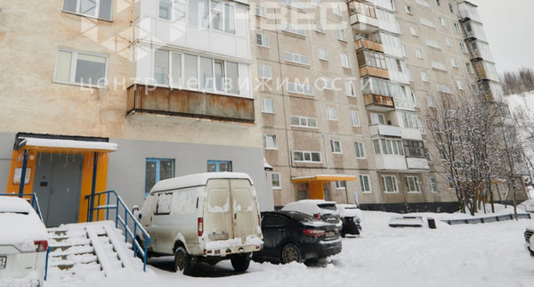 Продам трехкомнатную (3-комн.) квартиру, Кольский пр-кт, 97к3, Мурманск г