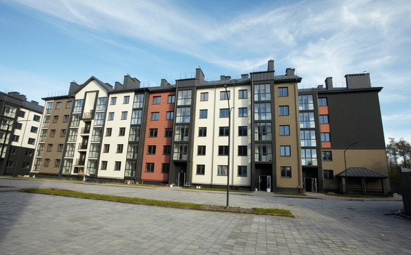 Продам двухкомнатную (2-комн.) квартиру, Солнечная ул, 21к2, Пионерский г