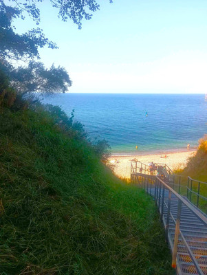 Продам двухкомнатную (2-комн.) квартиру, Солнечная ул, 21к2, Пионерский г