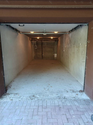 Продам машиноместо 21,7 м2, Тихоненко ул, 17А, Калининград г