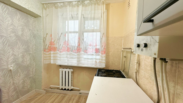 Продам двухкомнатную (2-комн.) квартиру, Ворошилова ул, 38, Кропоткин г