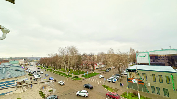 Продам двухкомнатную (2-комн.) квартиру, Ворошилова ул, 38, Кропоткин г