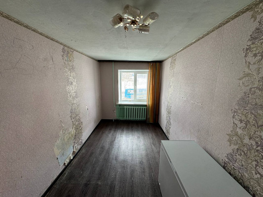 Продам трехкомнатную (3-комн.) квартиру, Городская ул, 23, Комсомольск-на-Амуре г