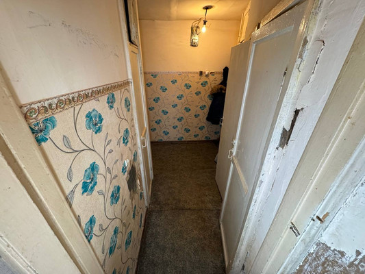 Продам трехкомнатную (3-комн.) квартиру, Городская ул, 23, Комсомольск-на-Амуре г