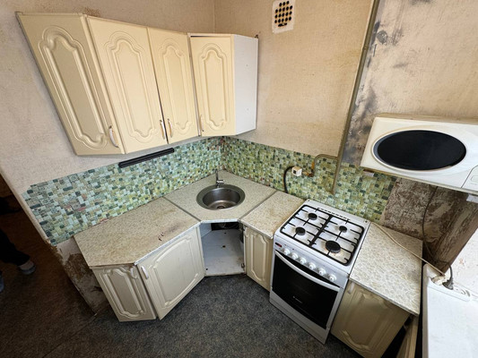 Продам трехкомнатную (3-комн.) квартиру, Городская ул, 23, Комсомольск-на-Амуре г