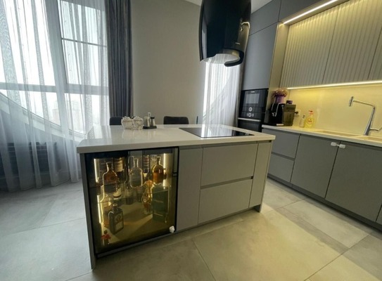 Продам трехкомнатную (3-комн.) квартиру, Островского пер, 92кКБ, Ростов-на-Дону г