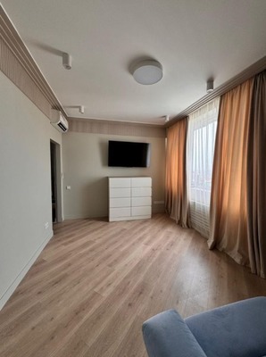 Продам трехкомнатную (3-комн.) квартиру, Островского пер, 92кКБ, Ростов-на-Дону г