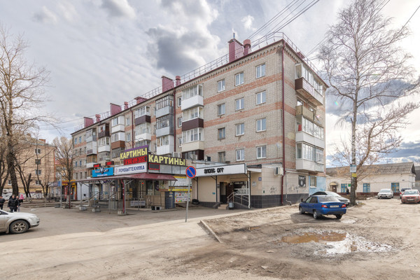 Продам двухкомнатную (2-комн.) квартиру, Красноармейская ул, 99кnull, Брянск г