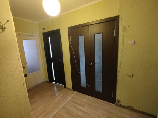 Продам трехкомнатную (3-комн.) квартиру, Звездная ул, 14, Туапсе г