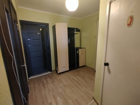 Продам трехкомнатную (3-комн.) квартиру, Звездная ул, 14, Туапсе г