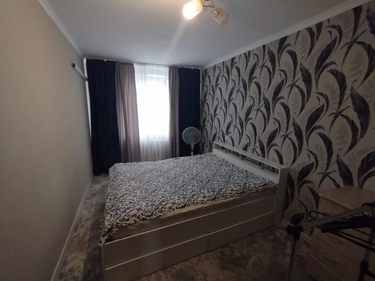 Продам трехкомнатную (3-комн.) квартиру, Звездная ул, 14, Туапсе г