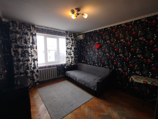 Продам трехкомнатную (3-комн.) квартиру, Звездная ул, 14, Туапсе г